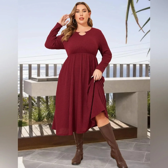 NEW -3XL Elegant Burgundy Dress
Comfortable practical and soft - Picture 5 of 6